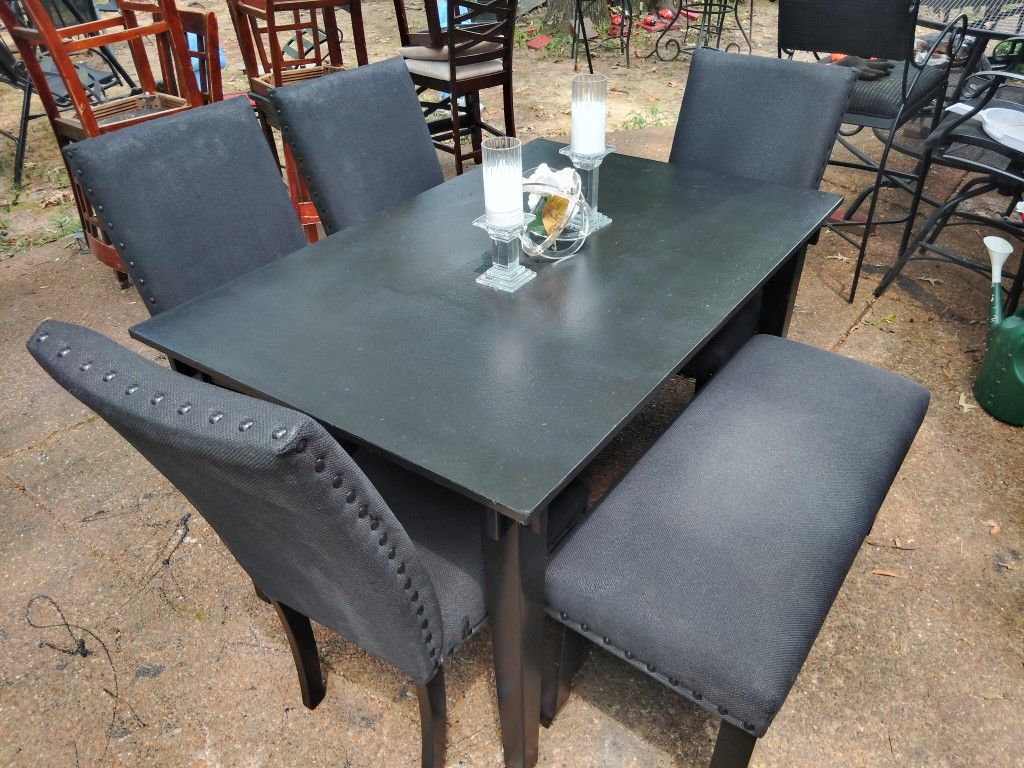 Remix Furniture 