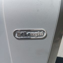 DeLonghi Portable Air Conditioner 