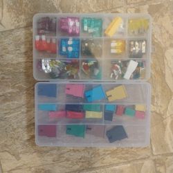 141 Pcs Assorted Auto Fuses