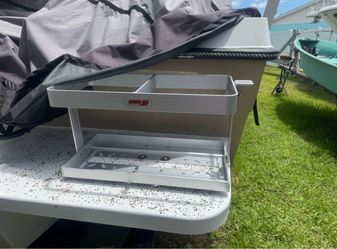 Jetski fuel cage