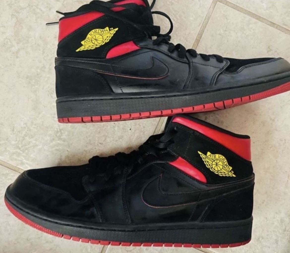 Nike Air Jordan 1 Mid