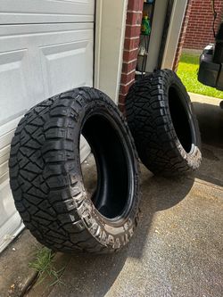 (2) 35x12.50xR22