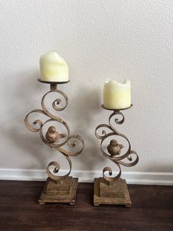 Decorative Candle Holders with Bird Design