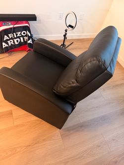 Black recliner