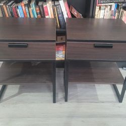 Night Stand Set. End Tables