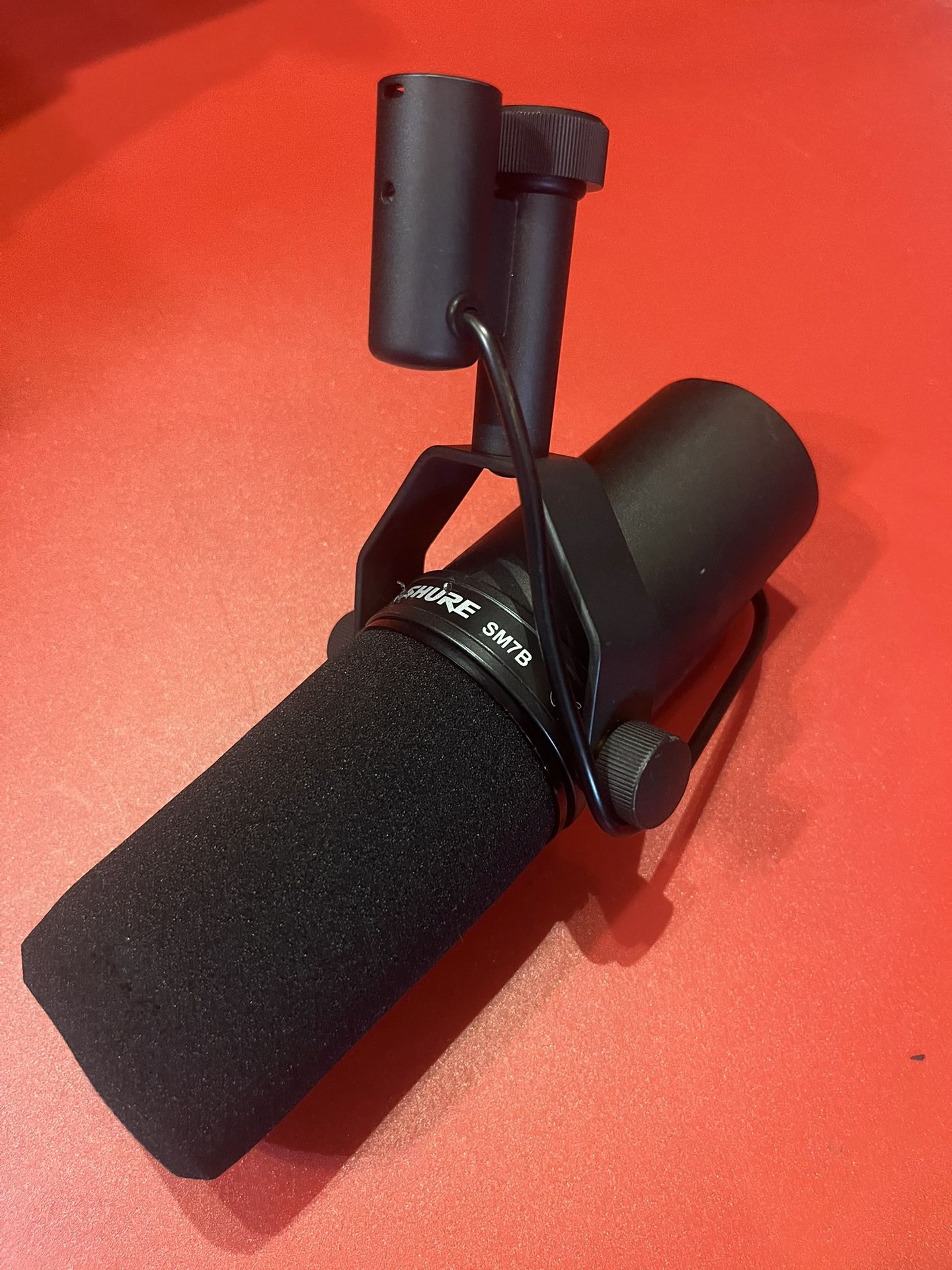 Shure SM7B dynamic vocal Studio Mic for Podcast, Broadcast & Recording. For XLR Connector.