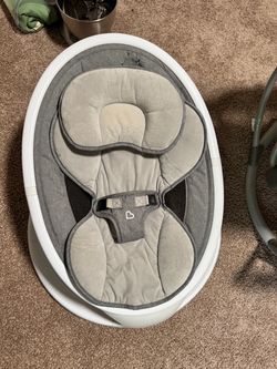 Baby swing