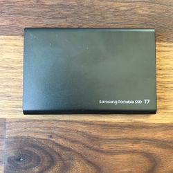 1TB Samsung Portable SSD T7
