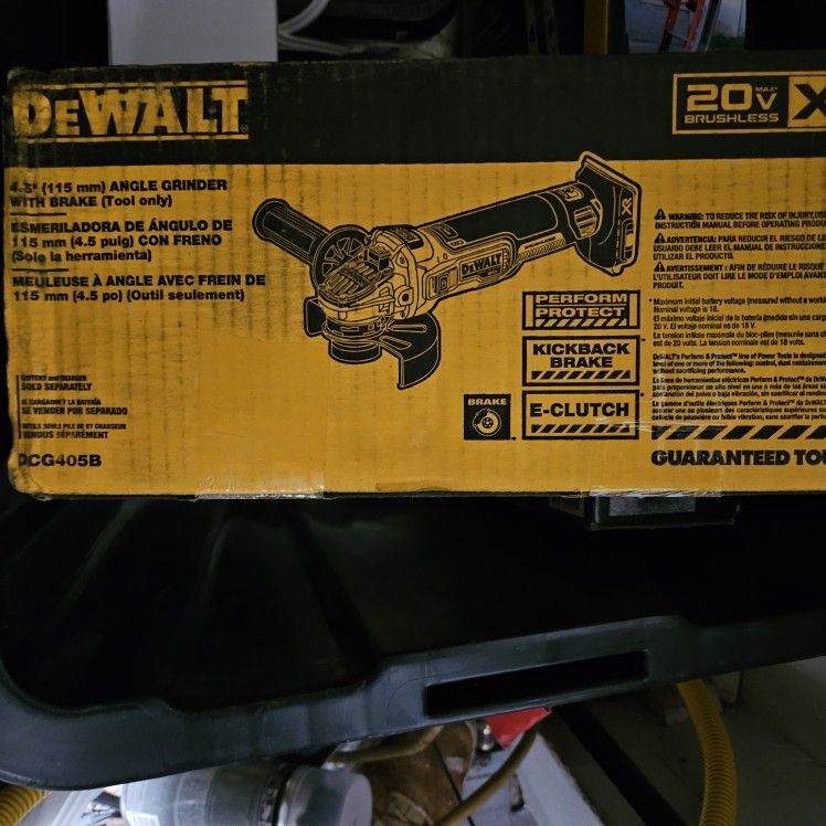 Dewalt 4.5 Angle Grinder