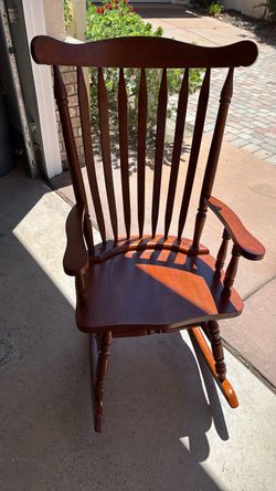 Rocking chair, new