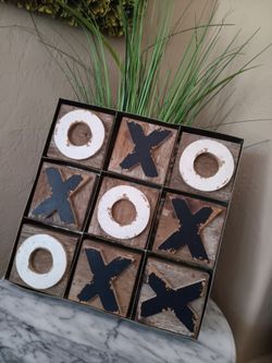 Large 12"x 12" Distressed Wood Tic-Tac-Toe Game in a Galvanized Tray.