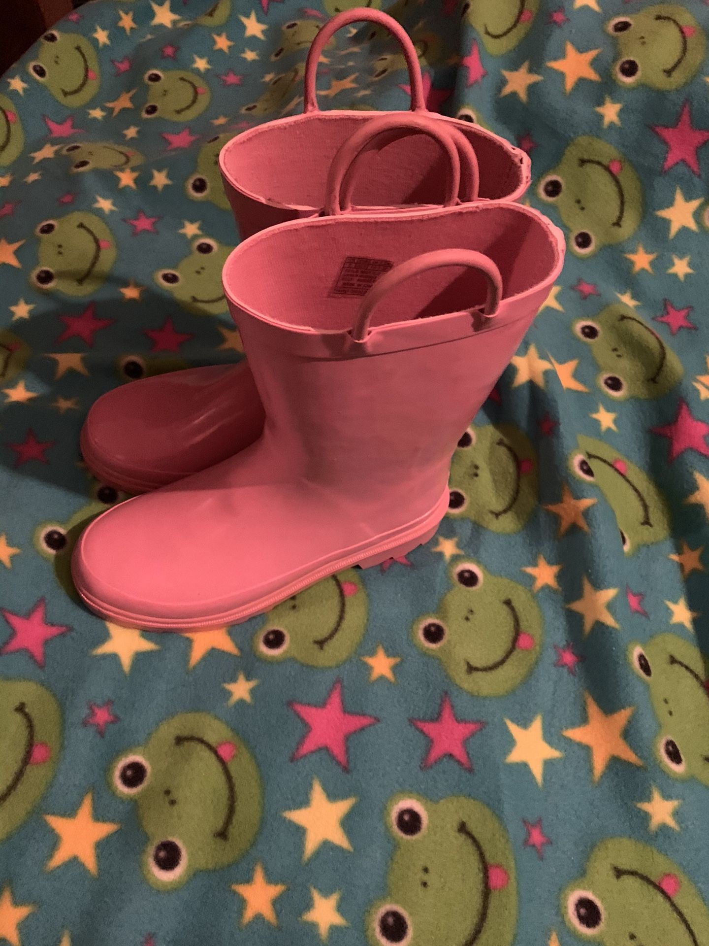 Girls new rain boots size 2