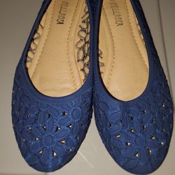 Vintage Navy Blue Floral Embossed Ballet Flats-size 7