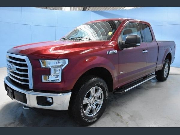 2015 FORD F150 SUPER CAB XLT RED 26k Miles Rebuilt title Only asking ...