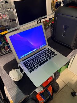Laptop Computer MacBook Air 2017