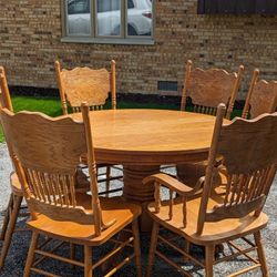solid wood table set with 6 chairs 
