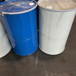 Clean 55 Gallon Drums With Lids