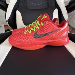 Kobe reverse grinch men’s size 7 new open box mint condition 