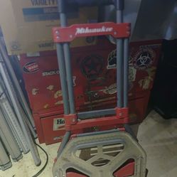 Milwaukee Dolly 