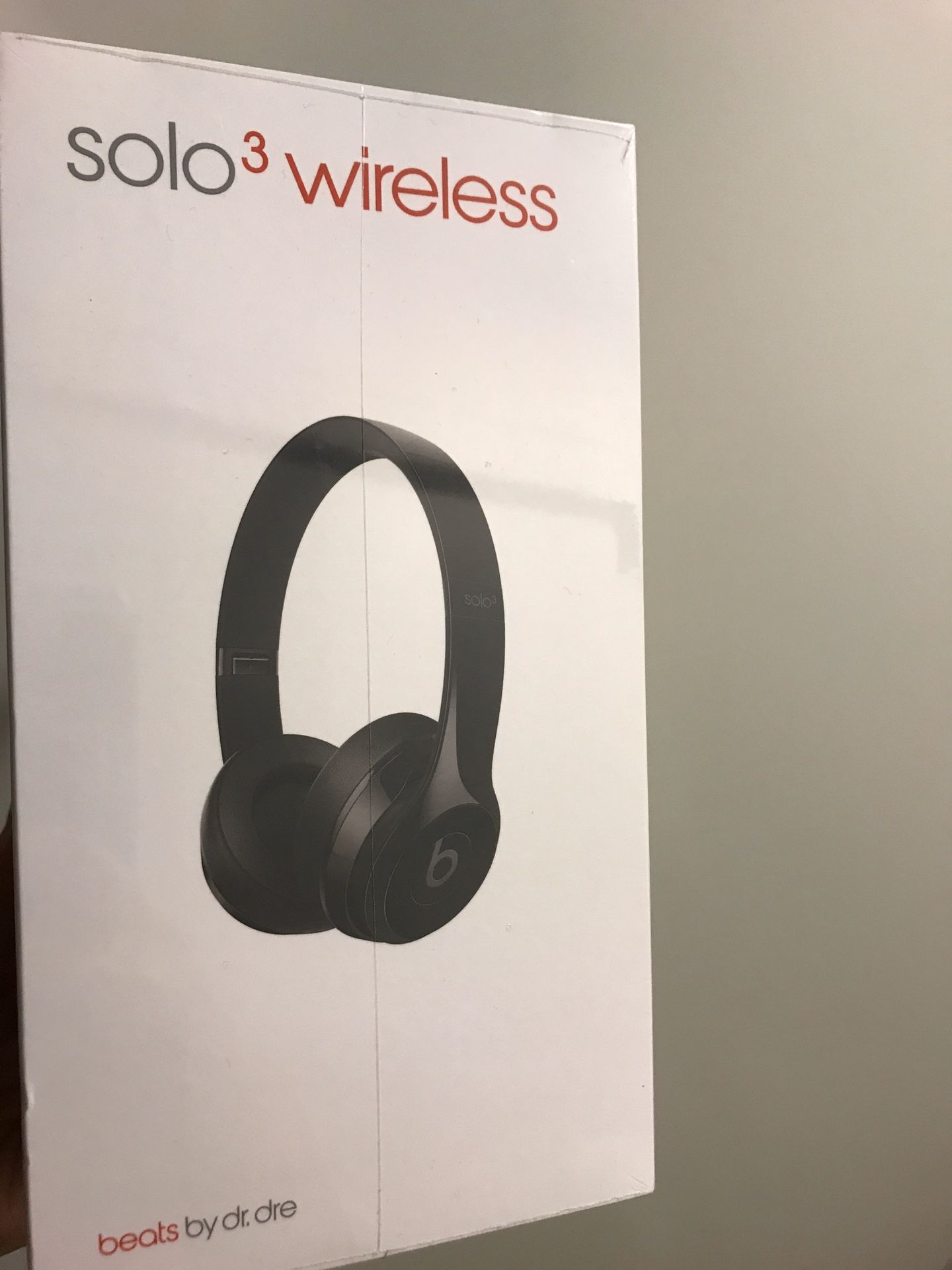 Beats Solo 3 Wireless Headphones NEW/SEALED BOX