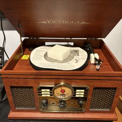 Victrola Record player 