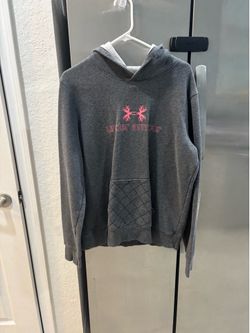Ladies under Armour hoodie size large