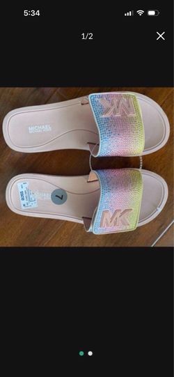Michael Kors sandal size 7