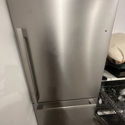 Hisense Refrigerator 