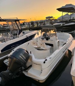 18’ Wellcraft Center Console Fisherman