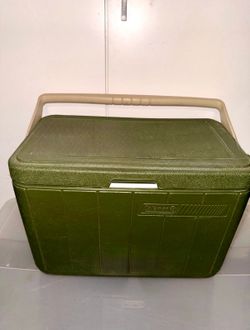 Coleman Hunter Green Cooler Ice Chest