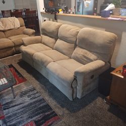 Couch And Love Seat Electric Recliners Set 