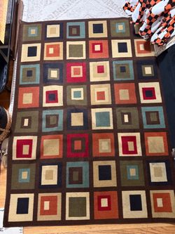 Sundance Collection Geometric Area Rug – Brown/Tan/Green