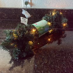 Pre-lit Pine Garland Never Been Used 9ft