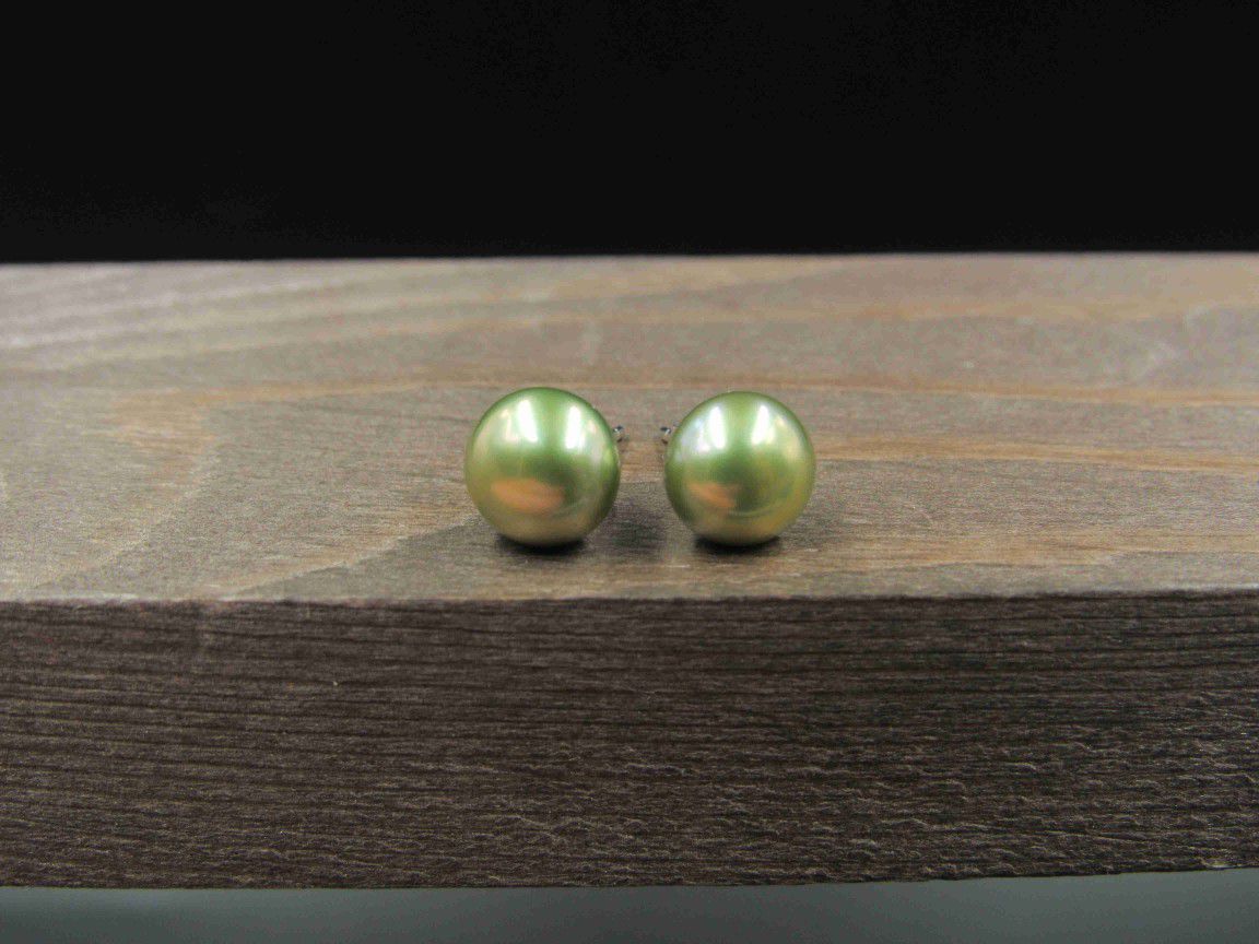 Sterling Silver Small Green Real Pearl Stud Earrings Vintage Wedding Engagement Anniversary Beautiful Everyday Minimalist Cute