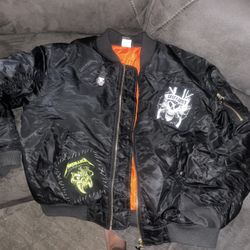 Bomber jacket with Nirvana, Mötley Crüe, metallica and Guns N’ Roses patches