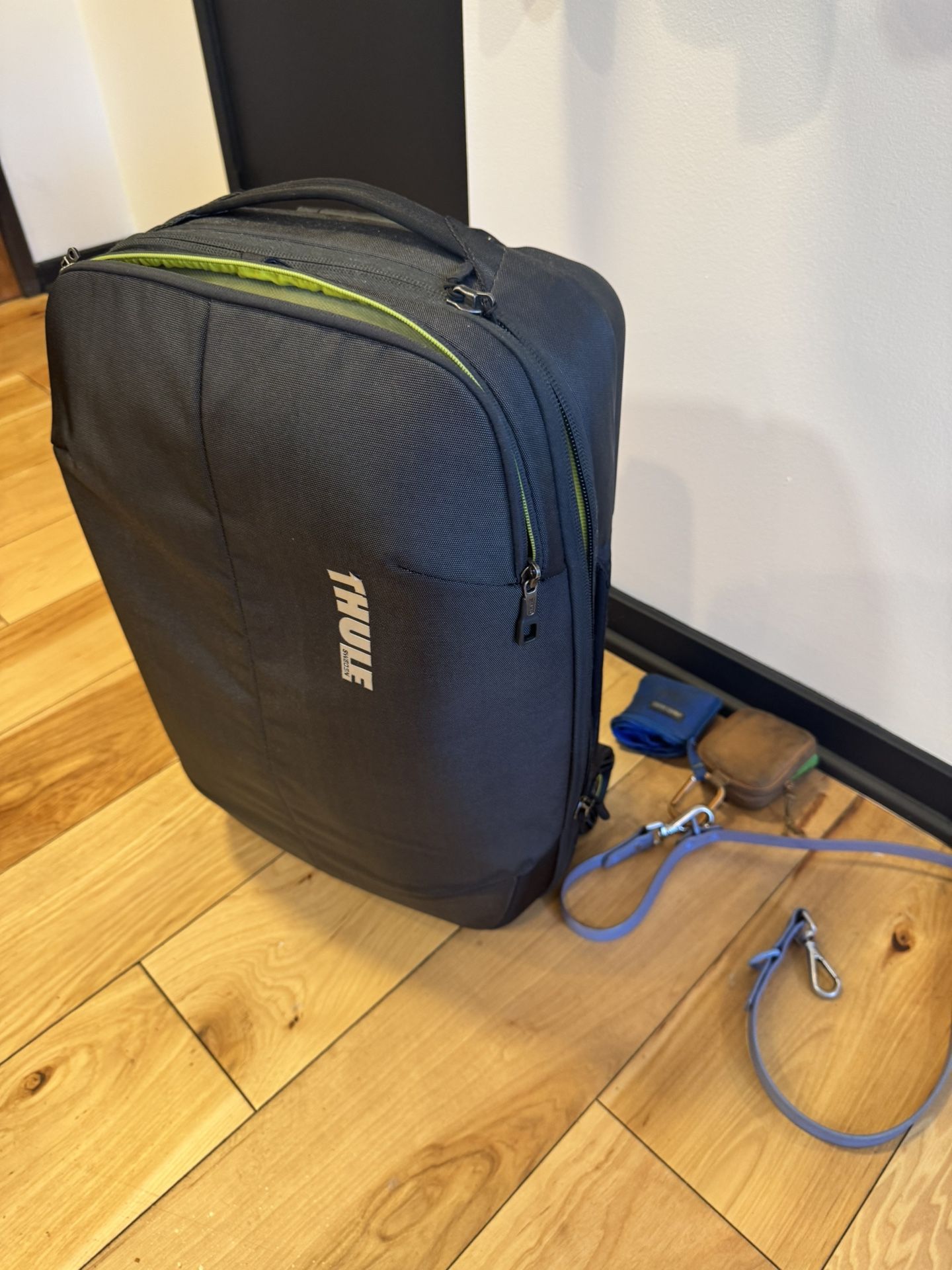 Thule Carryon Roller Bag