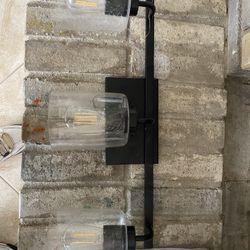 Bathroom Light And Accessories 