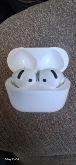 Apple airpods 4 generation with ANC