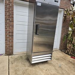 COMMERCIAL REFRIGERTOR STANLEY STEEL VERY TALL 
