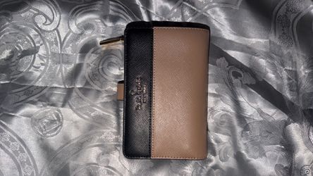 Kate spade zip wallet