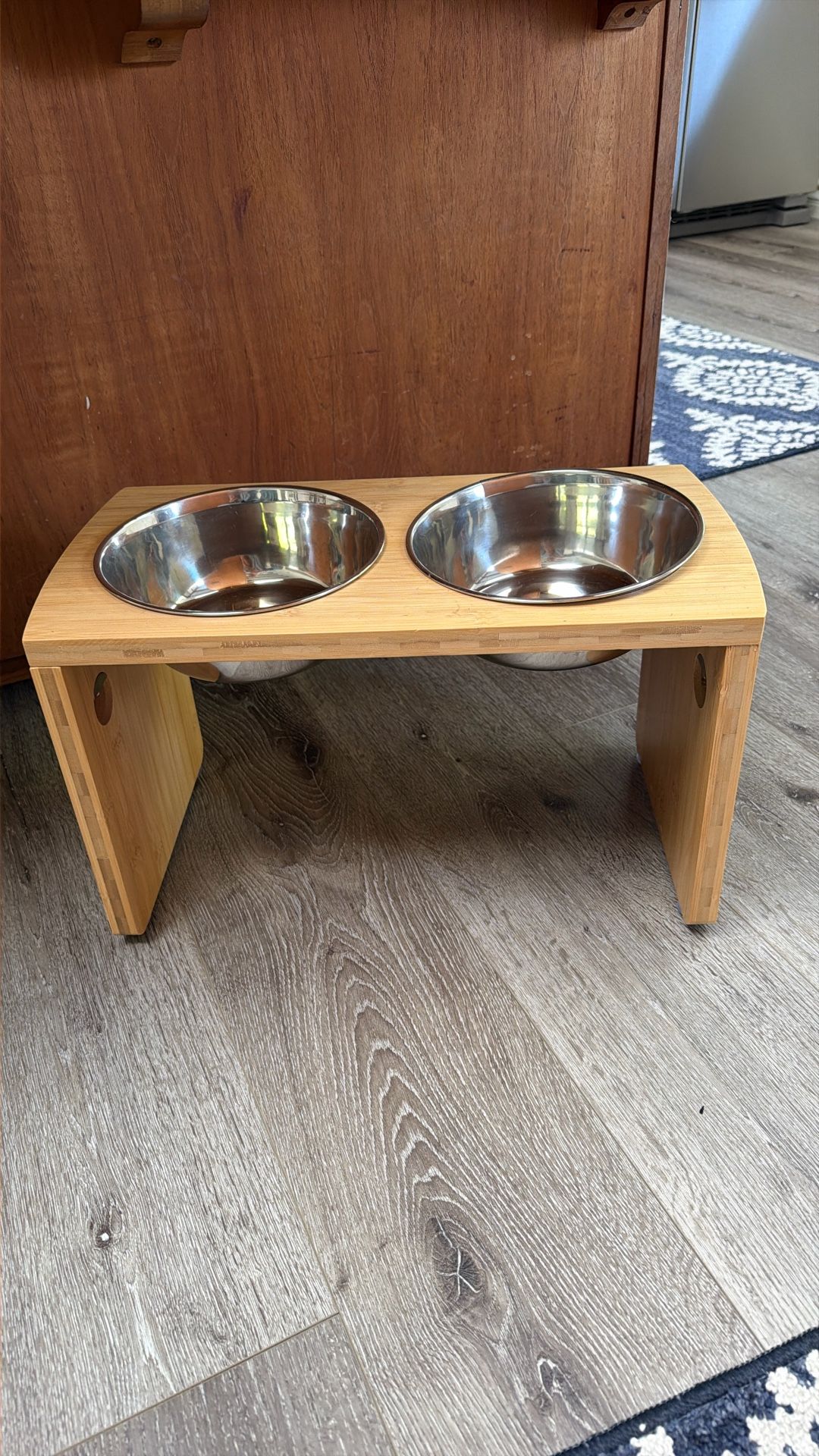 Raised Dog Bowl Feeder