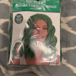 Never Worn Green Body Wave Wig