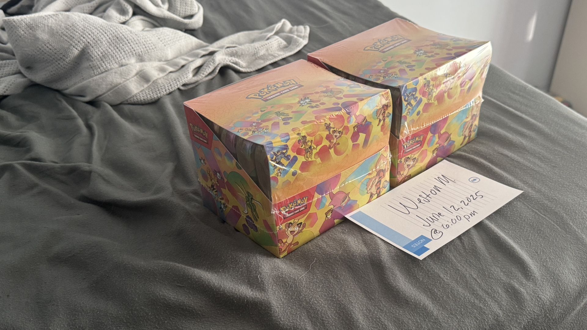 Pokemon 151 Mini Tin Display