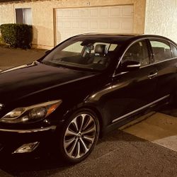 Genesis R Spec 5L V-8 For 10k