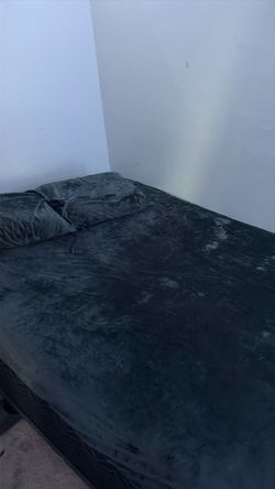 Bed full full size