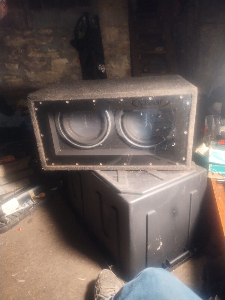 Two Forcegste Speakers Punch /Inferno Amp 1500 SOLD