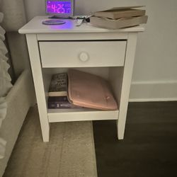 Nightstand (2)