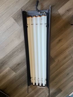 Kino Flo 4Bank 4ft Professional Film Light Kit - Complete