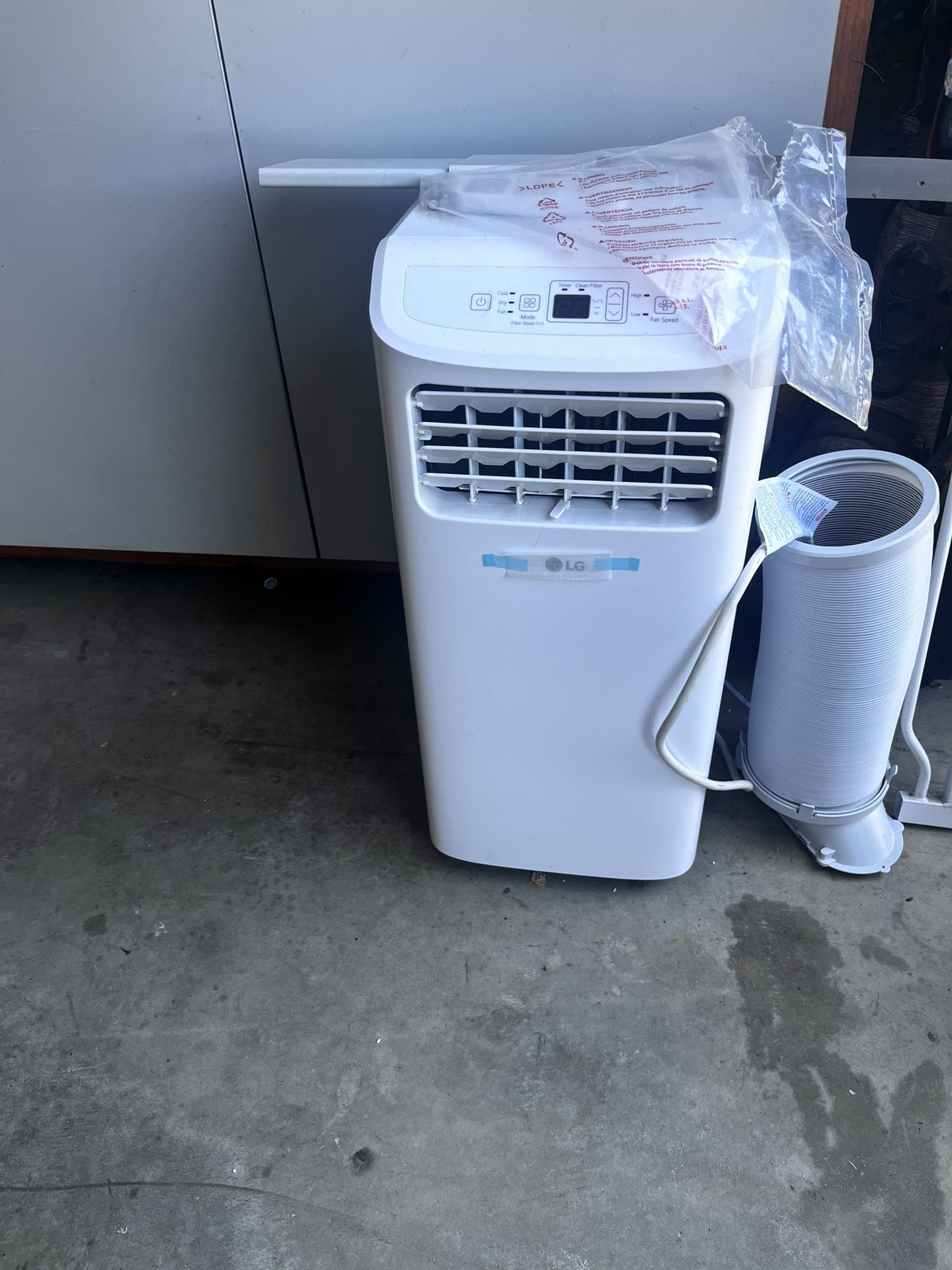 Portable AC With Window Vent
