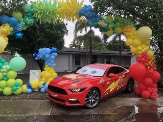 Lightning McQueen Party Decor 